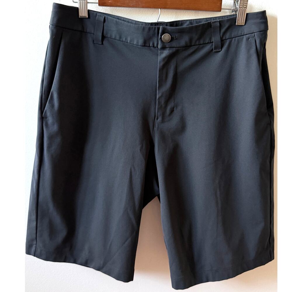 Lululemon commission classic-fit shorts men's size 32